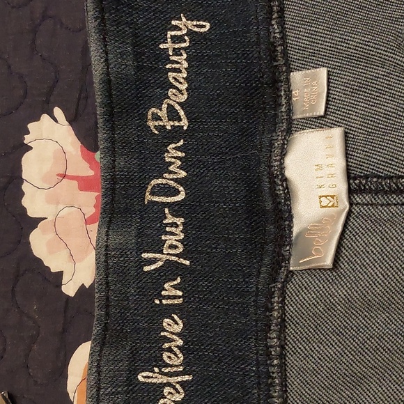 Belle by Kim Gravel Flexibelle Pedal Pushers. - Picture 6 of 8